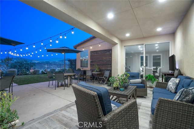 25140 Golden Maple Drive, Canyon Country CA: https://media.crmls.org/medias/a0b4cd65-1a06-477a-b02d-d80be892b443.jpg