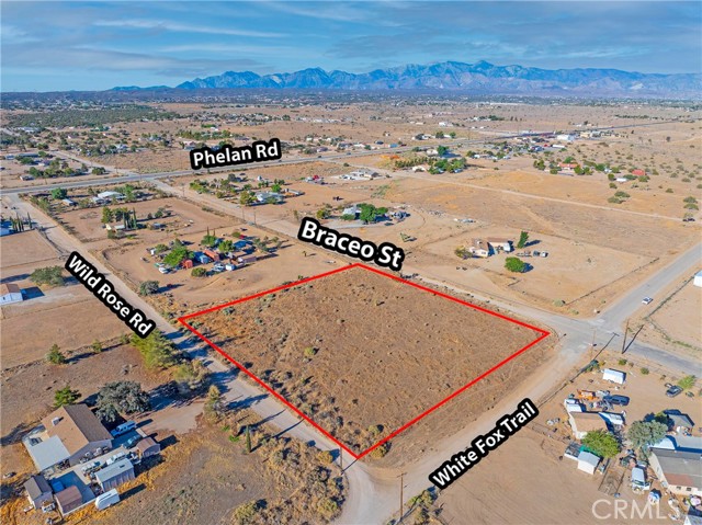 9875 Braceo Street, Oak Hills CA: https://media.crmls.org/medias/a0b4f12d-227b-4548-a155-5bd6f2d513dd.jpg