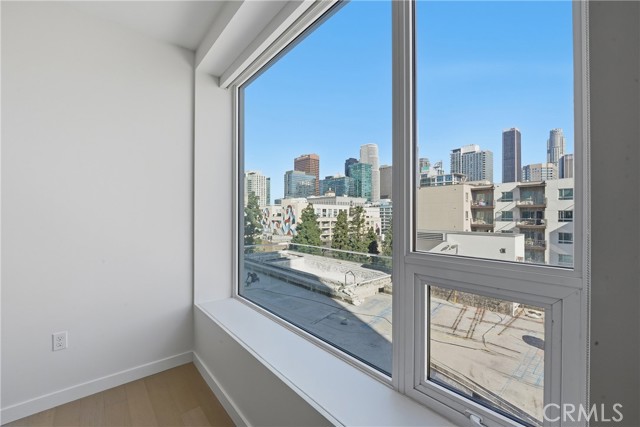 Detail Gallery Image 15 of 50 For 1050 S Grand Ave #708,  Los Angeles,  CA 90015 - 1 Beds | 1 Baths