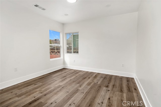 Detail Gallery Image 9 of 17 For 309 S Myrtle, Bakersfield,  CA 93304 - 3 Beds | 1 Baths