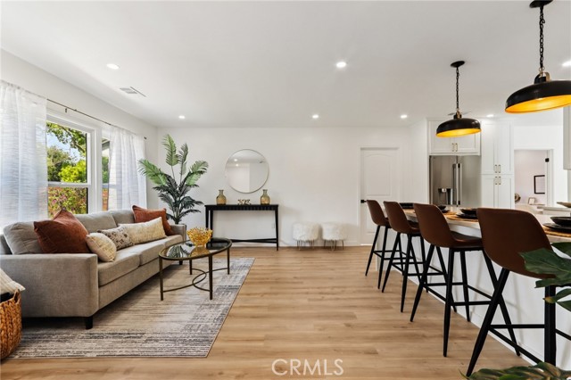 18257 Palora Street, Tarzana CA: https://media.crmls.org/medias/a0b6bbb6-2cd1-4378-9897-8d5d4f84dec8.jpg