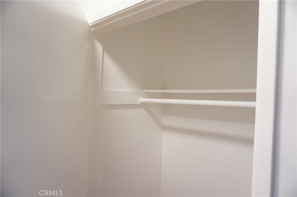 https://media.crmls.org/medias/a0b6bd93-1551-4c1f-8c95-e046f8fabbe5.jpg?preset=X-Large
