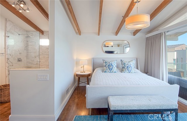 Detail Gallery Image 11 of 23 For 308 Poppy Ave, Corona Del Mar,  CA 92625 - 4 Beds | 3 Baths