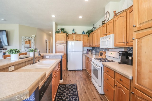 Detail Gallery Image 10 of 31 For 1113 Marina Dr, Needles,  CA 92363 - 3 Beds | 2 Baths