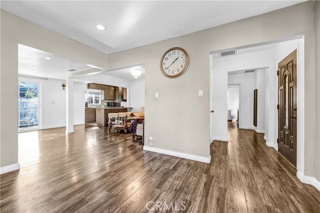 Detail Gallery Image 8 of 22 For 1220 Richard, Glendale,  CA 91206 - 2 Beds | 2 Baths