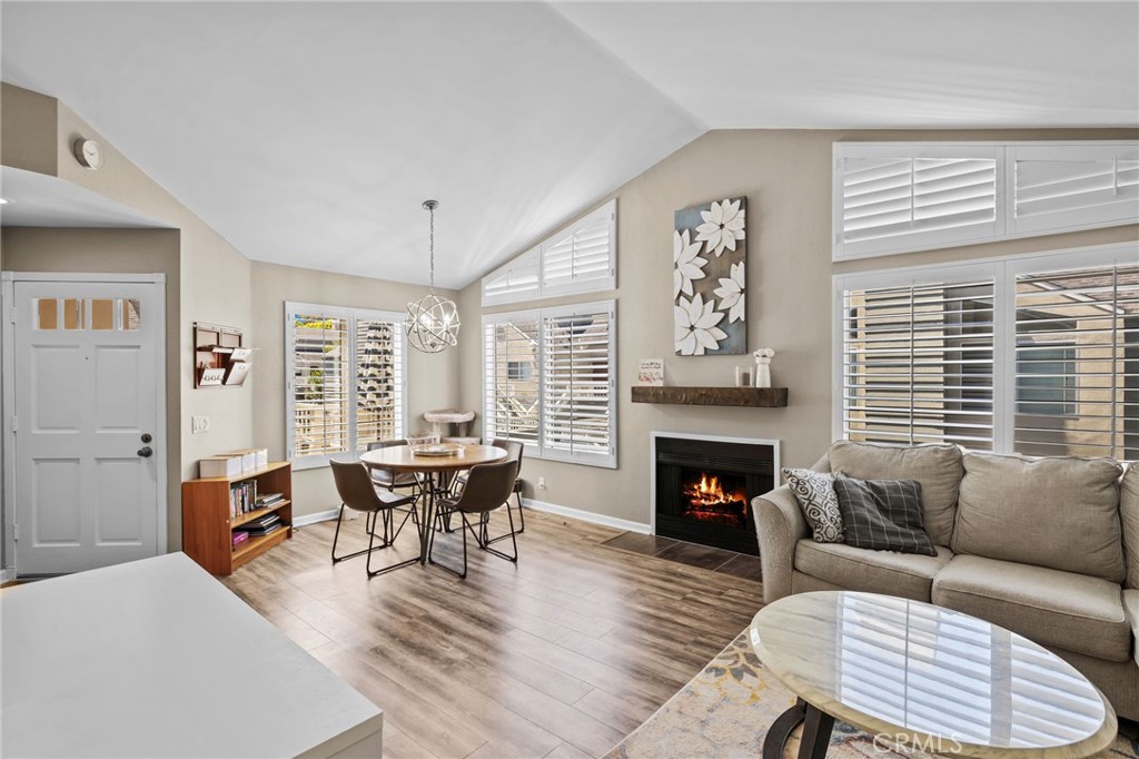 8 Summerwood