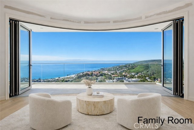 Detail Gallery Image 7 of 26 For 1425 Samoa Way, Laguna Beach,  CA 92651 - 4 Beds | 3/1 Baths