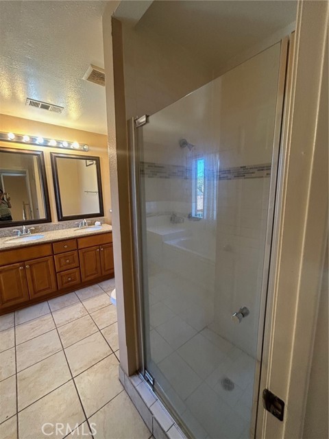 Detail Gallery Image 12 of 15 For 12021 Elliott, El Monte,  CA 91732 - 4 Beds | 2/1 Baths