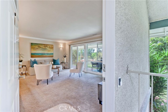 849 Ronda Mendoza, Laguna Woods CA: https://media.crmls.org/medias/a0bb711f-099a-4618-9982-6dd1913d9cf2.jpg