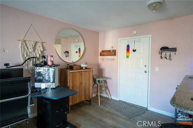Detail Gallery Image 4 of 17 For 327 Chestnut Ave #201,  Long Beach,  CA 90802 - 2 Beds | 2 Baths