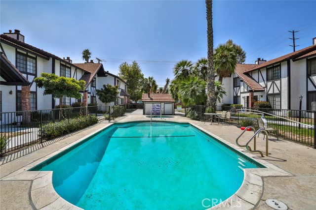 Detail Gallery Image 38 of 42 For 1013 W Linden St #5,  Riverside,  CA 92507 - 2 Beds | 1/1 Baths