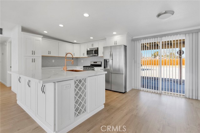 Detail Gallery Image 12 of 40 For 8770 Glendale, Hesperia,  CA 92345 - 3 Beds | 2 Baths