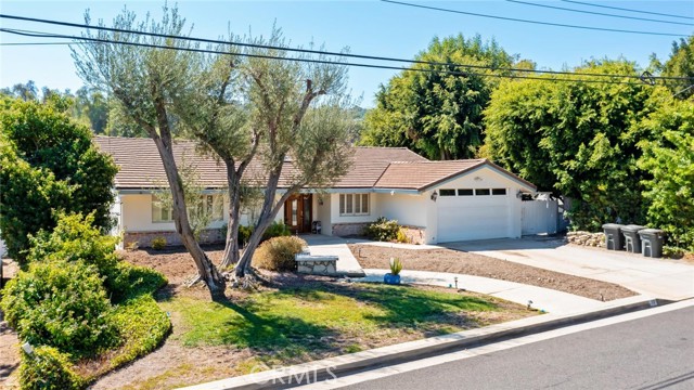 12 Pony Lane, Rolling Hills Estates, California 90274, 3 Bedrooms Bedrooms, ,2 BathroomsBathrooms,Residential,Sold,Pony,SB21215707