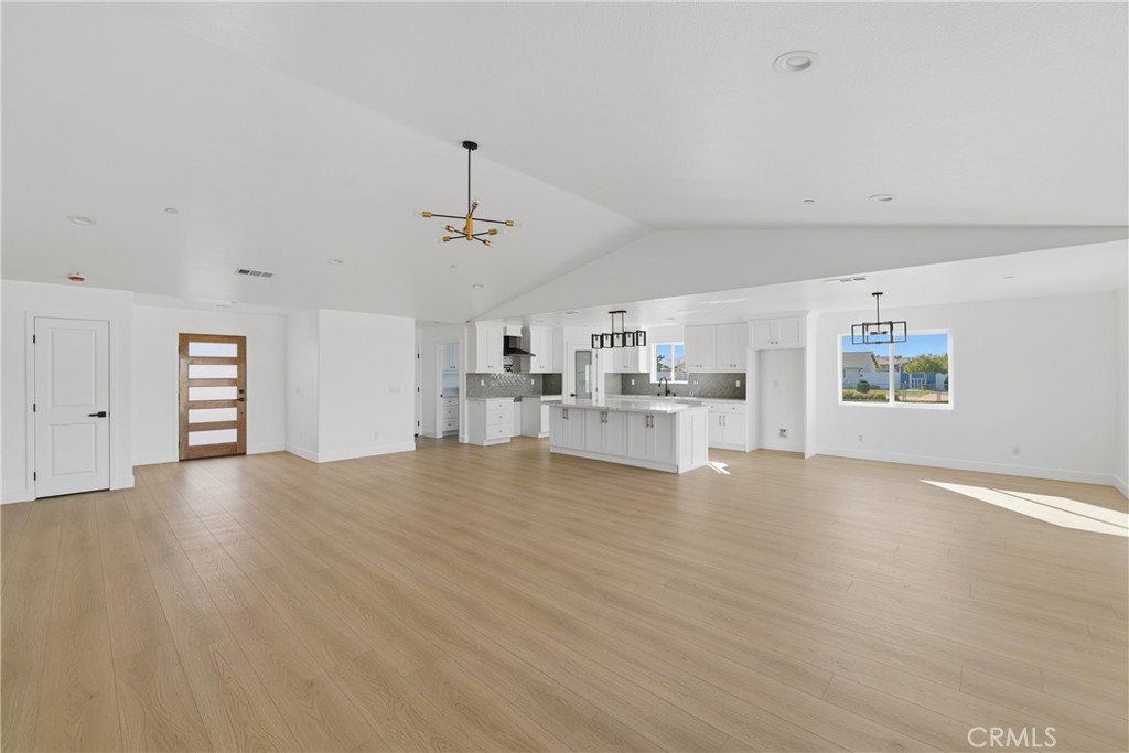 MLS #CV25250513 image #6