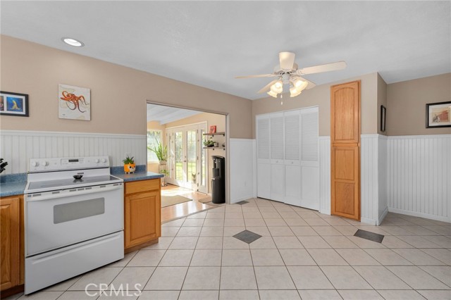 Detail Gallery Image 8 of 31 For 35167 San Carlos St, Yucaipa,  CA 92399 - 3 Beds | 2 Baths