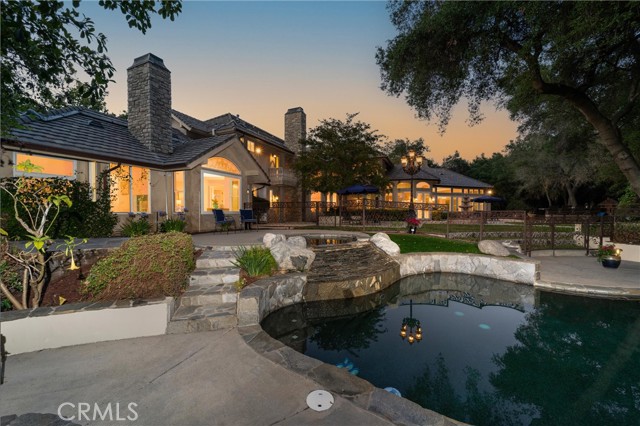 45200 Oak Manor Ct, Temecula CA: https://media.crmls.org/medias/a0c2eeb7-9d70-465e-8d17-c70087ffdedb.jpg