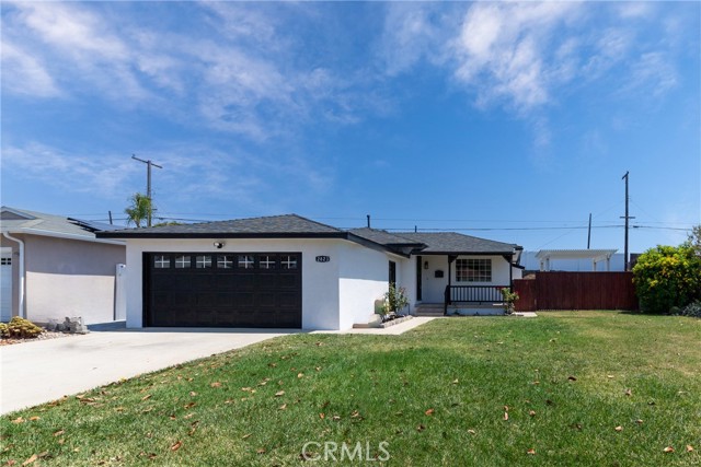 2823 Fisk Lane, Redondo Beach, California 90278, 3 Bedrooms Bedrooms, ,2 BathroomsBathrooms,Residential,Sold,Fisk,PV23094002