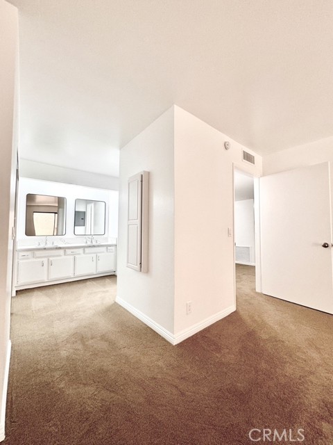 Detail Gallery Image 24 of 40 For 5001 E Atherton St #402,  Long Beach,  CA 90815 - 3 Beds | 2 Baths