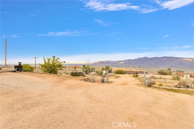 Detail Gallery Image 32 of 53 For 25885 Santa Rosa, Apple Valley,  CA 92308 - 2 Beds | 1 Baths