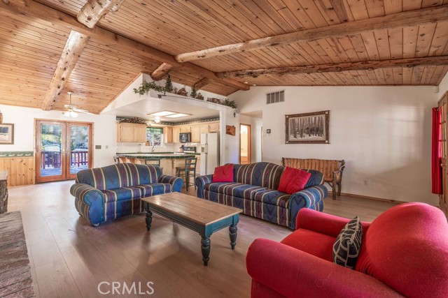 Detail Gallery Image 26 of 46 For 320 Dove Ct, Big Bear Lake,  CA 92315 - 3 Beds | 2 Baths