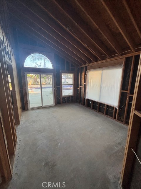 Detail Gallery Image 5 of 16 For 8430 Bess Ct, Riverside,  CA 92508 - 5 Beds | 3 Baths