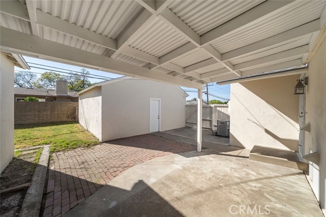 Detail Gallery Image 26 of 33 For 401 S Basque, Fullerton,  CA 92833 - 4 Beds | 2 Baths