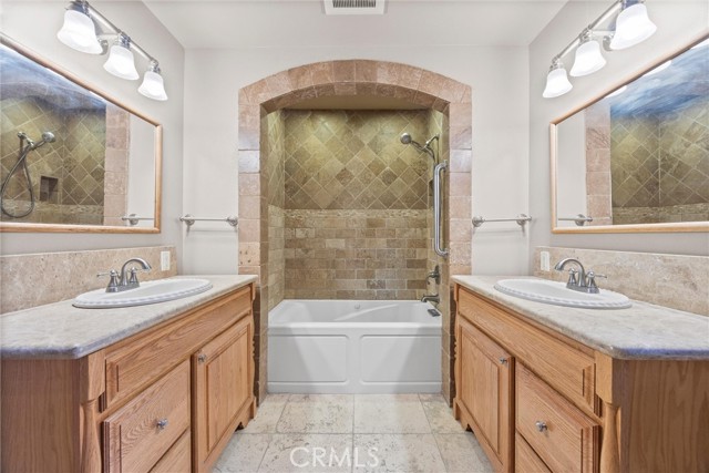 Detail Gallery Image 13 of 54 For 2332 Alpen Ct, –,  CA 93222 - 3 Beds | 4 Baths