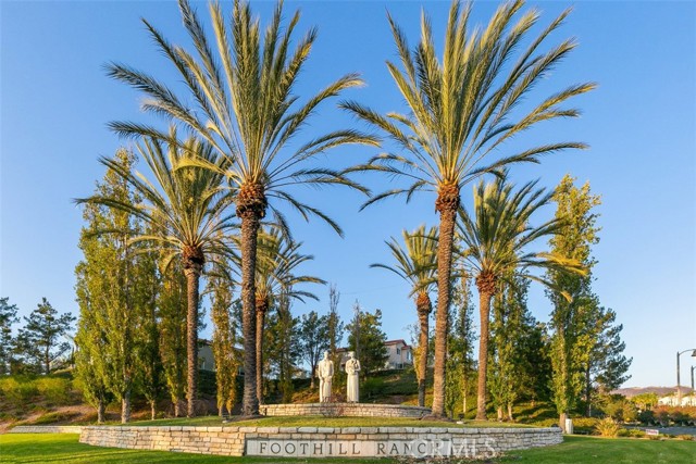 15 Havre Court, Lake Forest CA: https://media.crmls.org/medias/a0c6c41b-c3d8-4a71-9072-cc1571d71e25.jpg
