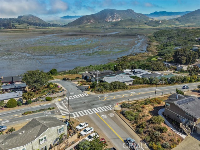 Detail Gallery Image 36 of 63 For 1223 7th, Los Osos,  CA 93402 - 3 Beds | 2/1 Baths