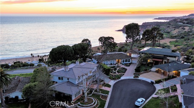 4364 Admirable Drive, Rancho Palos Verdes, California 90275, 4 Bedrooms Bedrooms, ,4 BathroomsBathrooms,Residential,Sold,Admirable,PV17031878