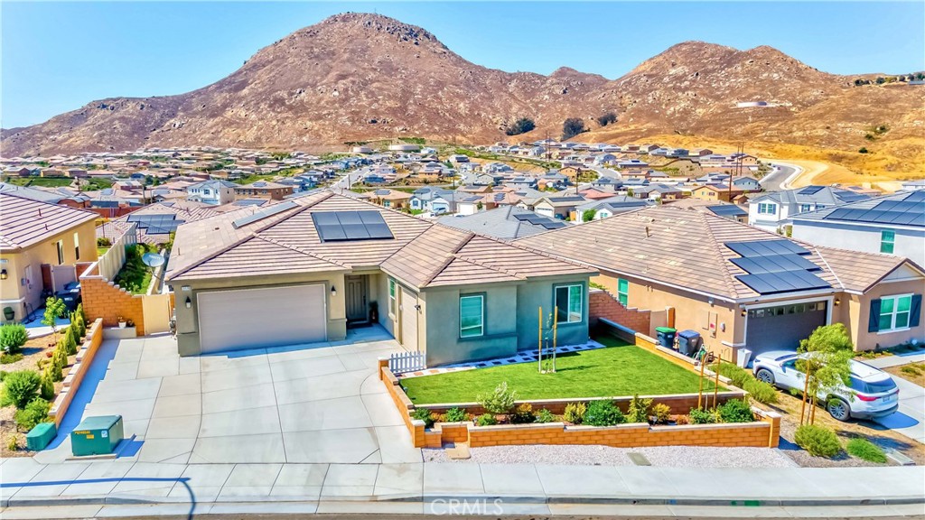 21178 Broken Stone Court, Riverside, CA 92507