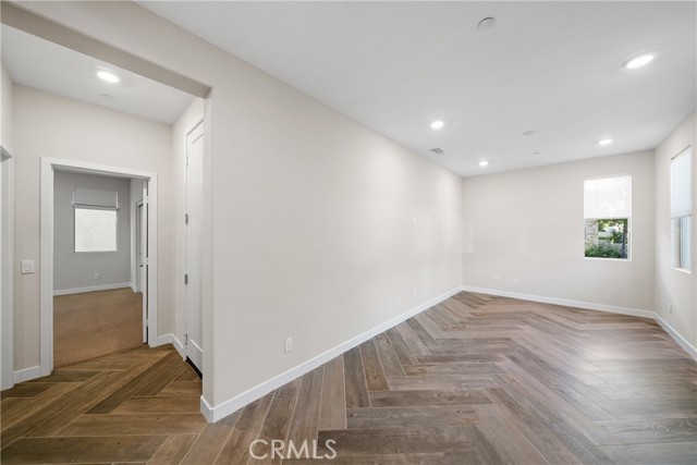 Detail Gallery Image 6 of 49 For 590 Catalonia, Lake Forest,  CA 92630 - 4 Beds | 4 Baths