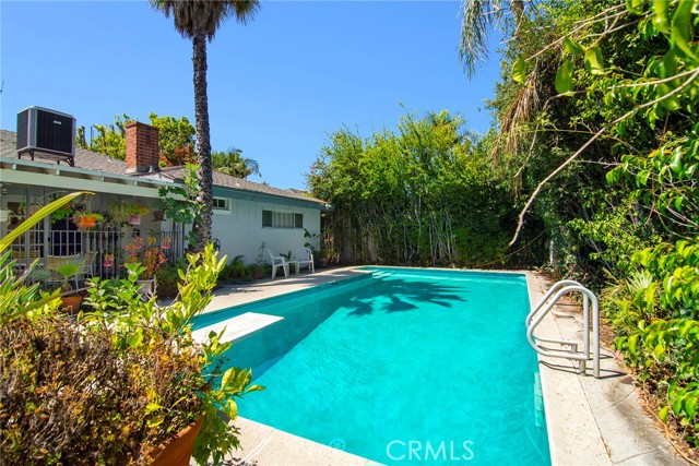 Detail Gallery Image 29 of 32 For 13943 Margate St, Sherman Oaks,  CA 91401 - 4 Beds | 3 Baths