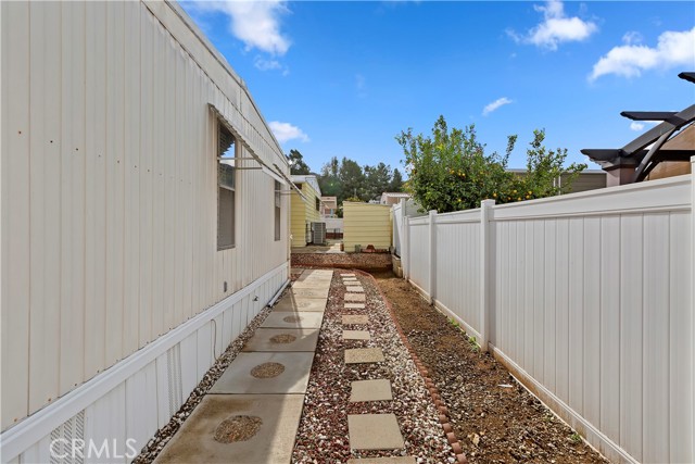 3500 Buchanan Street, Riverside CA: https://media.crmls.org/medias/a0c9e19f-fdef-450d-9a67-ebcabda1cf8b.jpg
