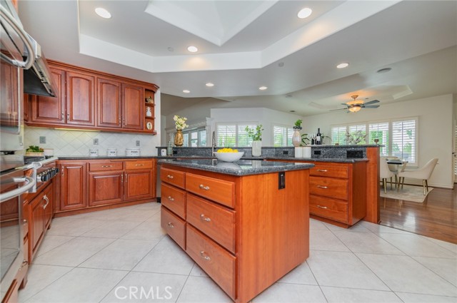2479 Cliff Road, Upland CA: https://media.crmls.org/medias/a0ca18e9-9f73-4225-8ab7-1104ef9db671.jpg