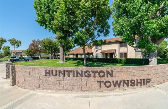 6662 Sun Dr #B, Huntington Beach, CA 92647