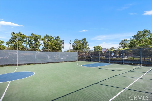 Detail Gallery Image 39 of 41 For 5 Bright Hollow, Irvine,  CA 92618 - 2 Beds | 2 Baths
