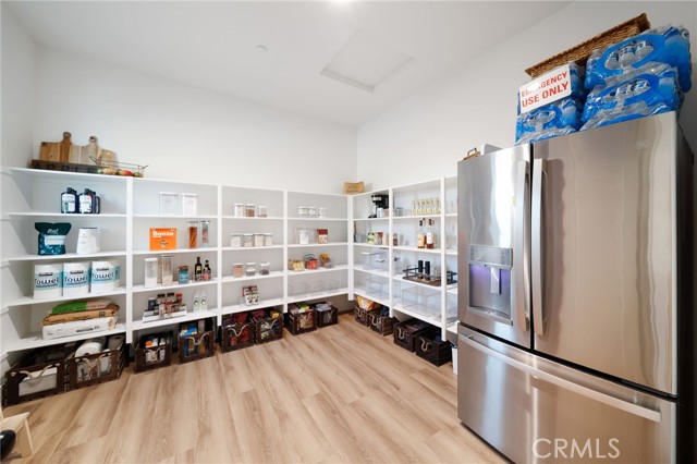 17042 Meteor Way, Riverside CA: https://media.crmls.org/medias/a0caa394-324e-44a4-b784-551779ce4987.jpg
