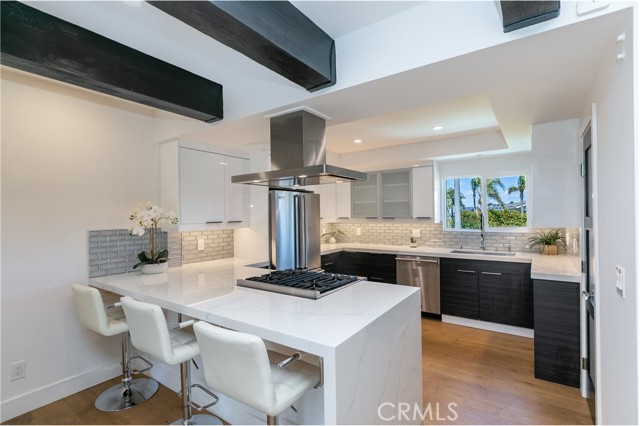 4651 Los Patos Avenue, Huntington Beach CA: https://media.crmls.org/medias/a0cae383-2f52-4b2a-9dfb-ce8c4b2a1fad.jpg