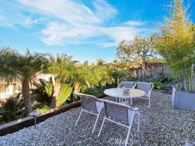 Upper Terrace Sitting Area