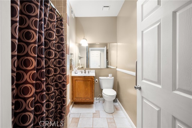 Detail Gallery Image 15 of 63 For 10320 Country Ln, Yucaipa,  CA 92399 - 4 Beds | 3/1 Baths