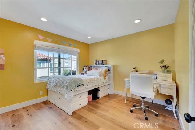 19325 Peachtree Lane, Huntington Beach CA: https://media.crmls.org/medias/a0cc47b4-ab89-4403-add7-e9d3f1c13039.jpg