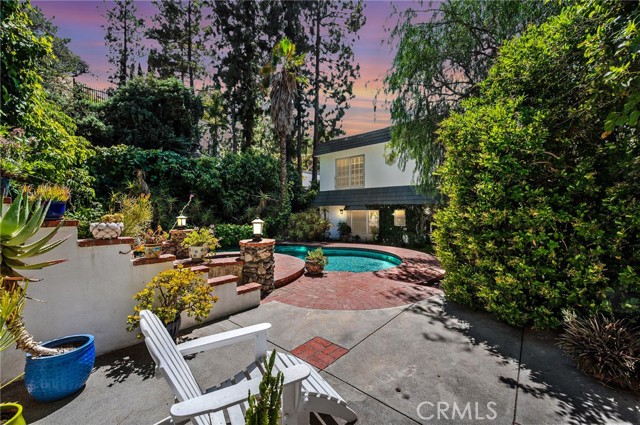 17034 Escalon Drive, Encino CA: https://media.crmls.org/medias/a0cd5f8b-c3e6-4482-ab5e-3ce3b5b68c70.jpg