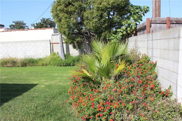 Detail Gallery Image 41 of 43 For 9812 S Denker, Los Angeles,  CA 90047 - 2 Beds | 1 Baths