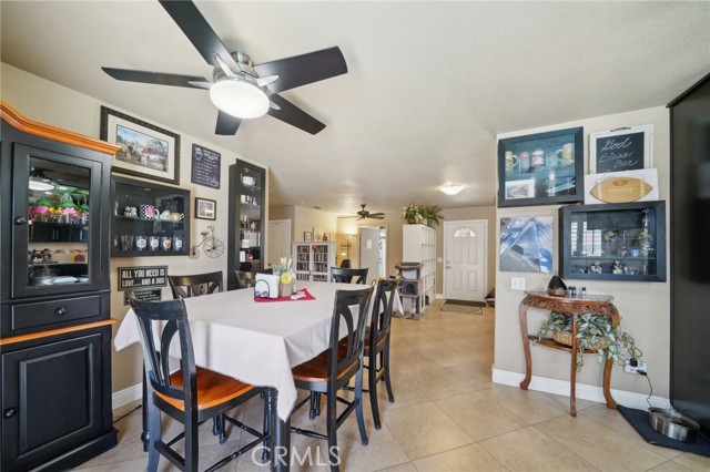6253 Hamilton Court, Chino CA: https://media.crmls.org/medias/a0cdbef1-8b31-409b-b05e-be4831e66af6.jpg