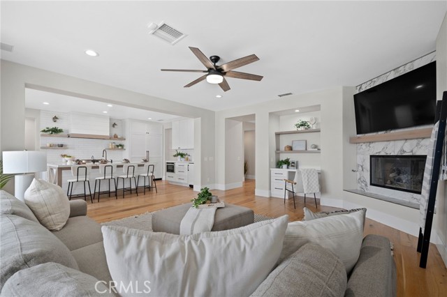 Detail Gallery Image 16 of 69 For 18 Foliate Way, Ladera Ranch,  CA 92694 - 5 Beds | 4/1 Baths