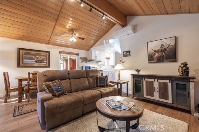 667 Lintner Road, Big Bear Lake, CA 92315
