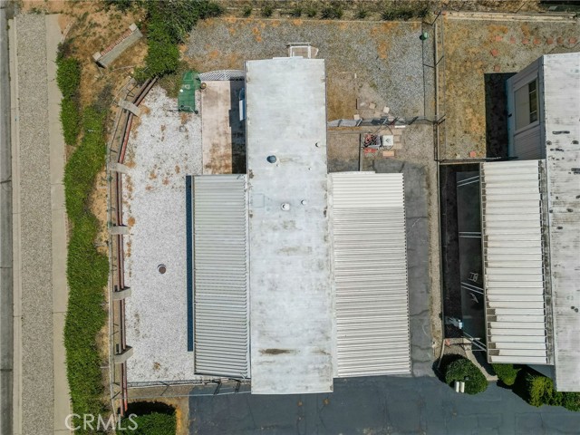 12995 6th, Yucaipa CA: https://media.crmls.org/medias/a0cf0d6d-d07e-4a2a-b98e-ad06b060291c.jpg