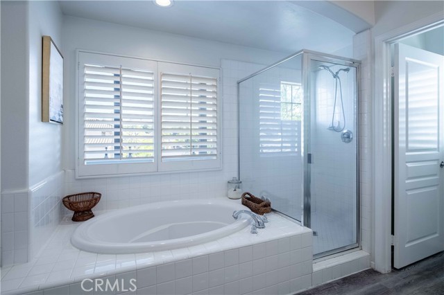231 Knoll Ridge Road, Simi Valley CA: https://media.crmls.org/medias/a0cf872c-e2d9-447d-9791-f238e0d361f5.jpg