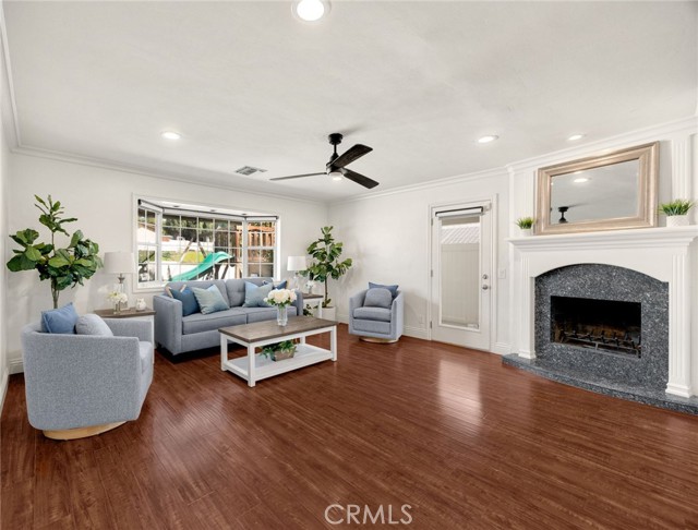 Detail Gallery Image 5 of 31 For 1002 Mariposa Dr, Brea,  CA 92821 - 4 Beds | 2 Baths